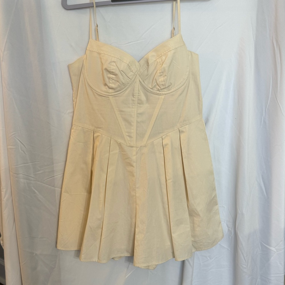 NWT Lelis Corset Cream Romper Size Large